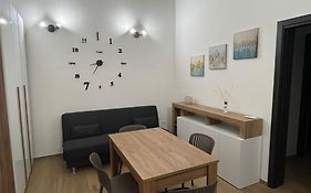 Messapia Home